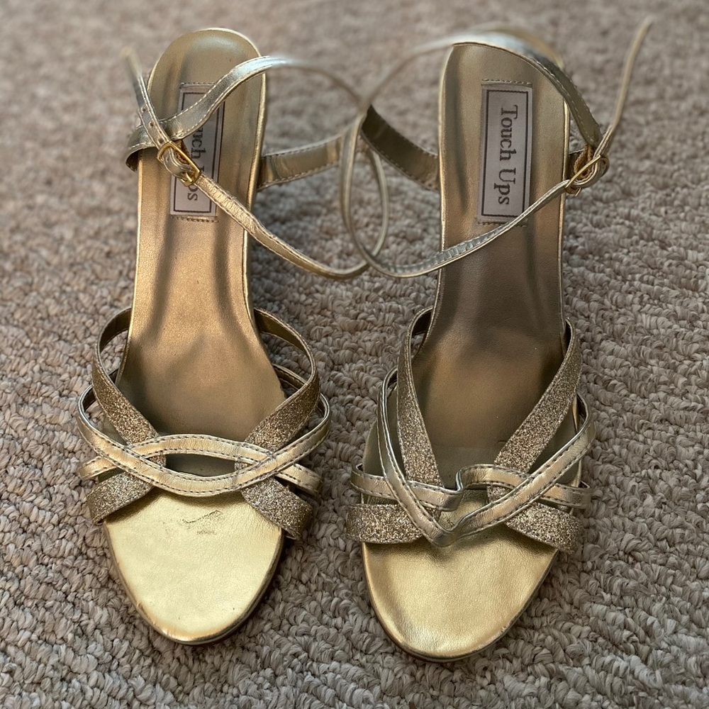Dress sandals